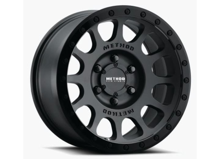 MR305 NV 18X9 +18MM OS 8X6.5 130.81MM CB MATTE BLACK GLOSS BLACK LIP                                 